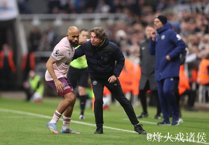 前教练：阿莫林会很喜欢姆贝乌莫，343阵型各种位置他都能踢